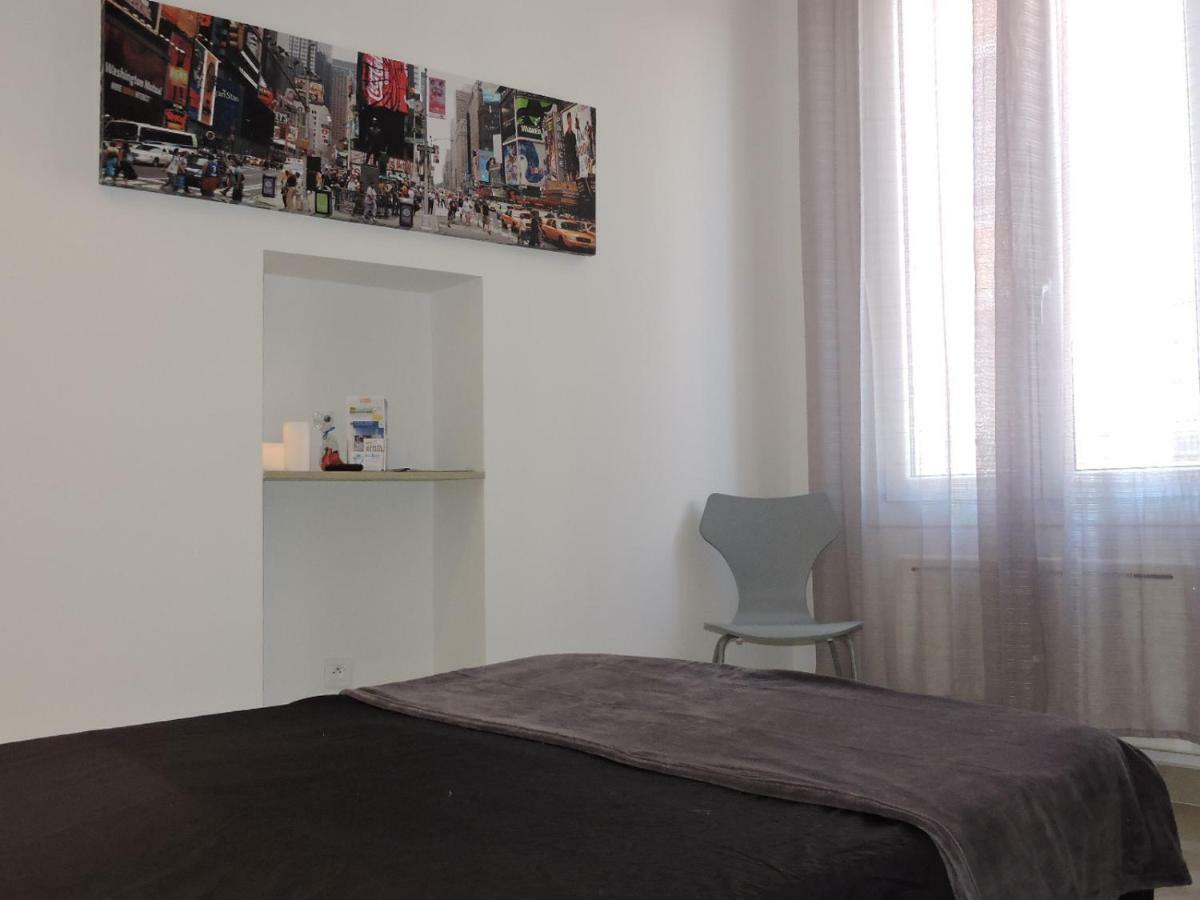 Appartements Les Lions ニース エクステリア 写真